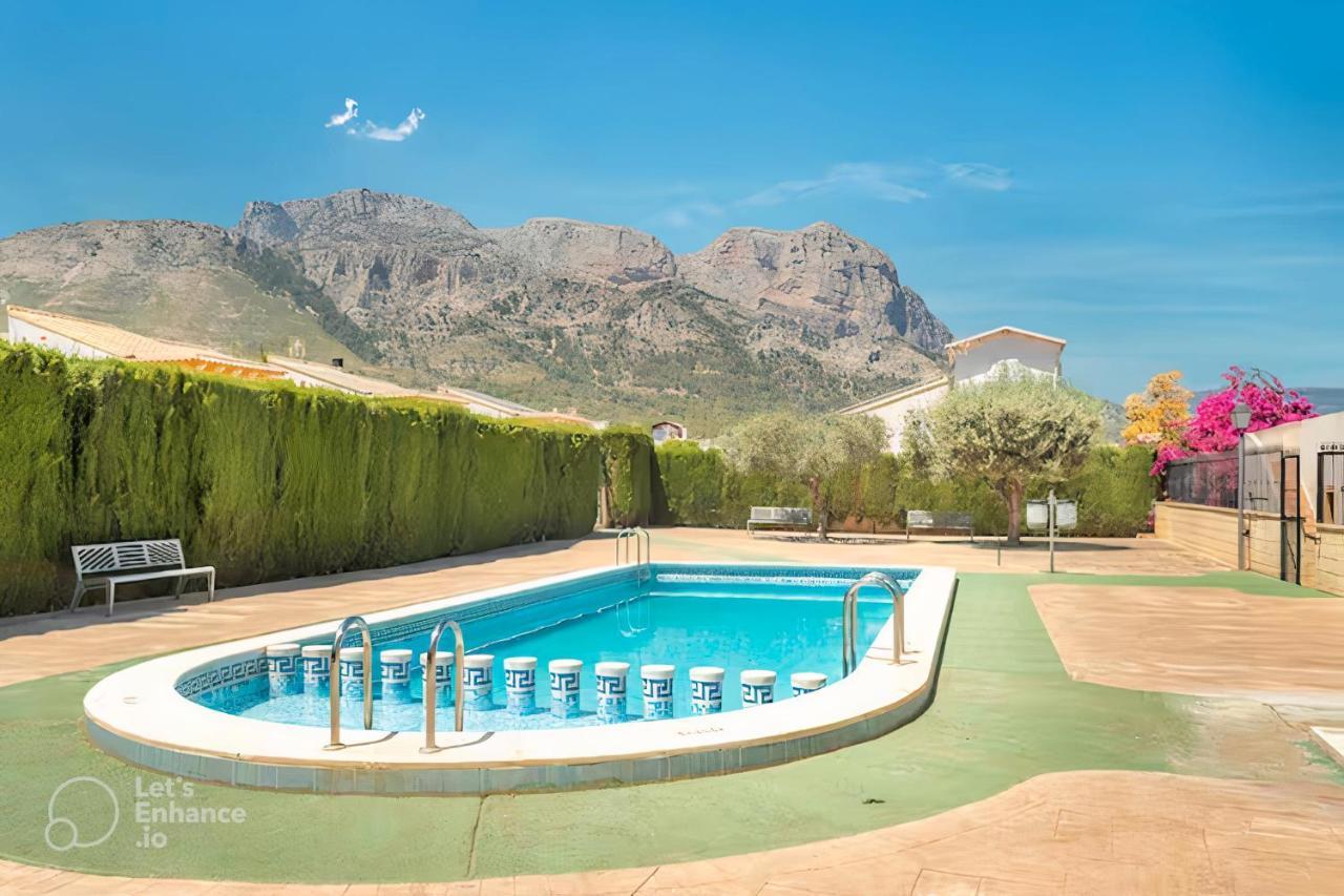 Velo Villa W/ A/C, Free Wi-Fi & Pool Near Benidorm Polop Exteriör bild