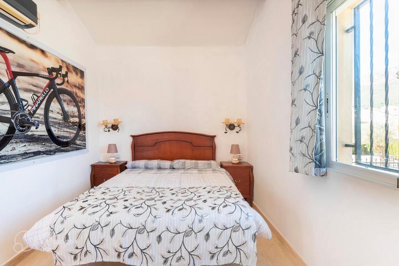 Velo Villa W/ A/C, Free Wi-Fi & Pool Near Benidorm Polop Exteriör bild